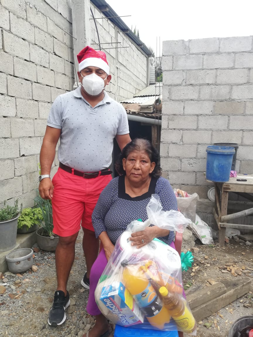 PEDERNALES ▮ Jorge Sarchez, un hombre que realiza labor social en el cantón