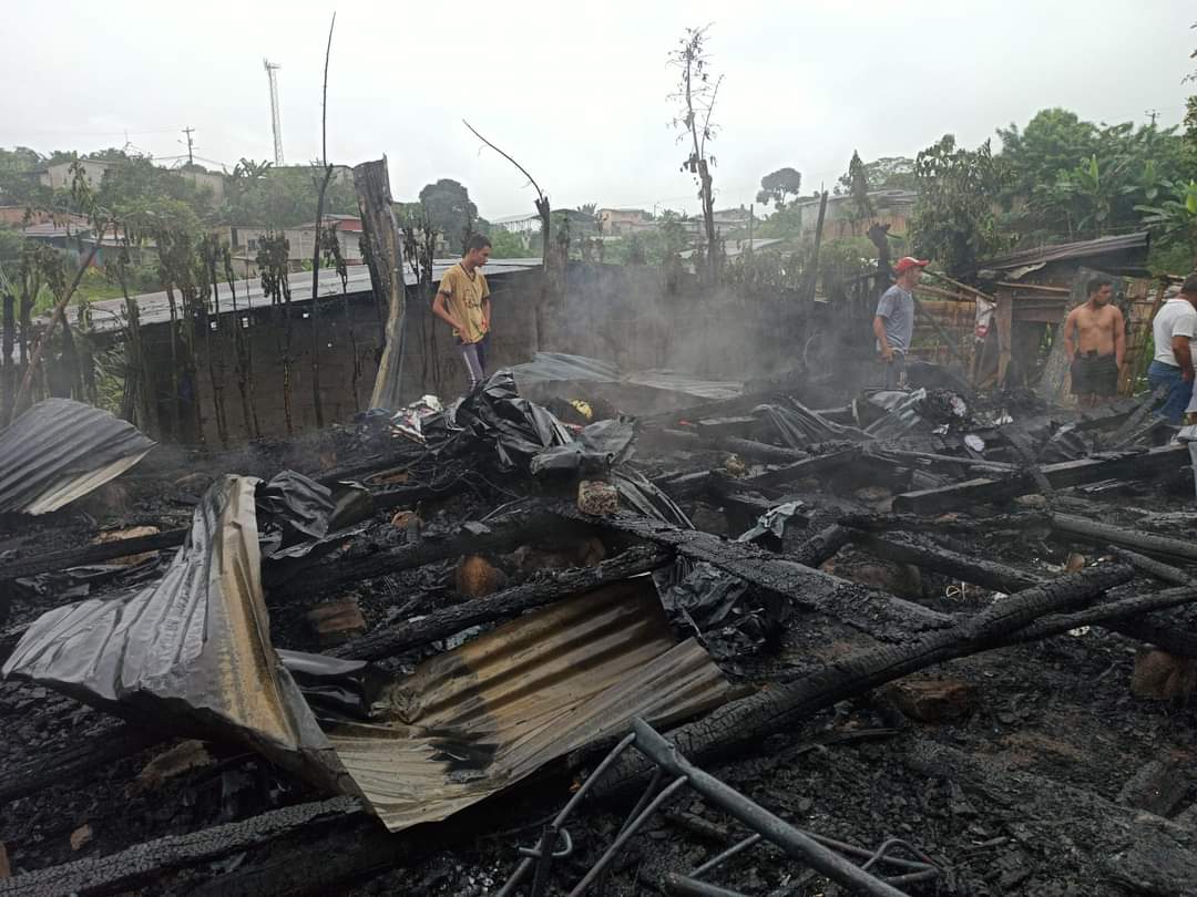 MANABÍ Una familia lo pierde todo en un incendio - Infórmate Manabí ...