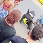 ❖MANABÍ▮Agente de Tránsito es a$e$in@do cerca de la terminal terrestre