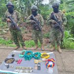 ❖ MANABÍ▮Ejército Ecuatoriano halla @rm4s, expl0s1vos y dr0g4 en operativo en Junín