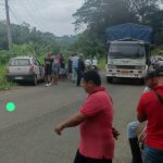 ❖MANABÍ▮@s3s!n@n a funcionario municipal frente a su familia en la vía Santa Ana – Olmedo