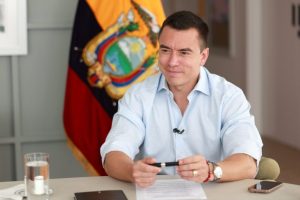 daniel-noboa-policia-ejercito-1024x683-1.jpg