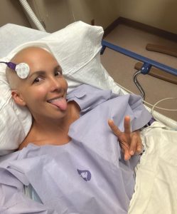 Hoy-fue-la-gran-operacion-🙏🏼.-Despues-de-meses-de-quimio_-al-fin-pudieron-sacar-lo-que-quedaba-del-cancer.-No-les-voy-a-mentir_-el-dolor-hoy-es-fu_3.jpg