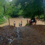 ❖ MANABÍ▮“Emelec” está d3sap4recido tras ser arrastrado por el río Mongolla